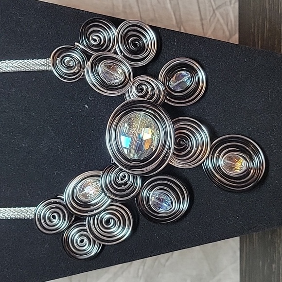 Statement Necklace in Black and Silver - Picture 2 of 6